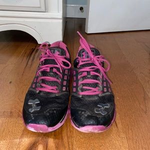 Under Armour Sneakers